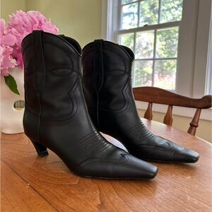 Khaite Dallas Ankle Boots
